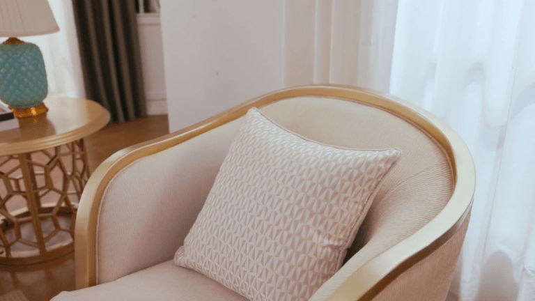 HD-7006 - Chair - Beige / Gold