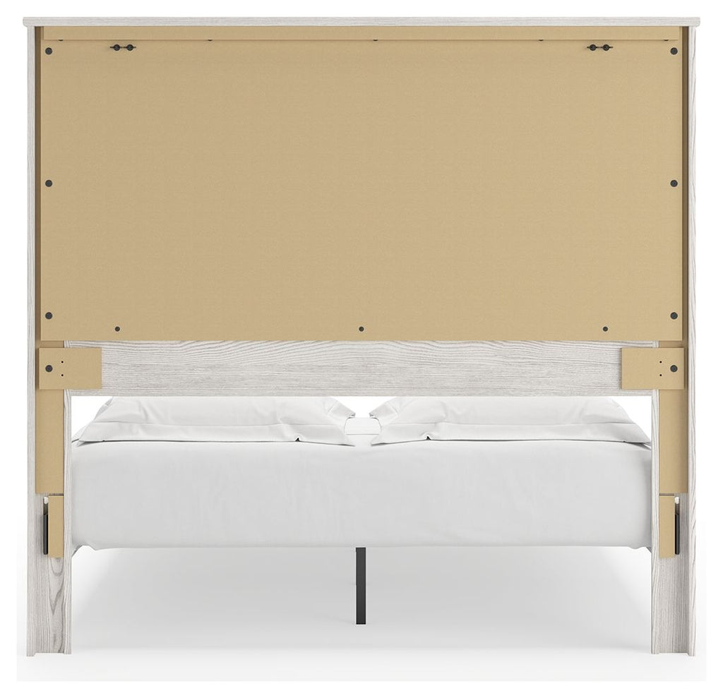 Gerridan - Panel Bed With Sconces