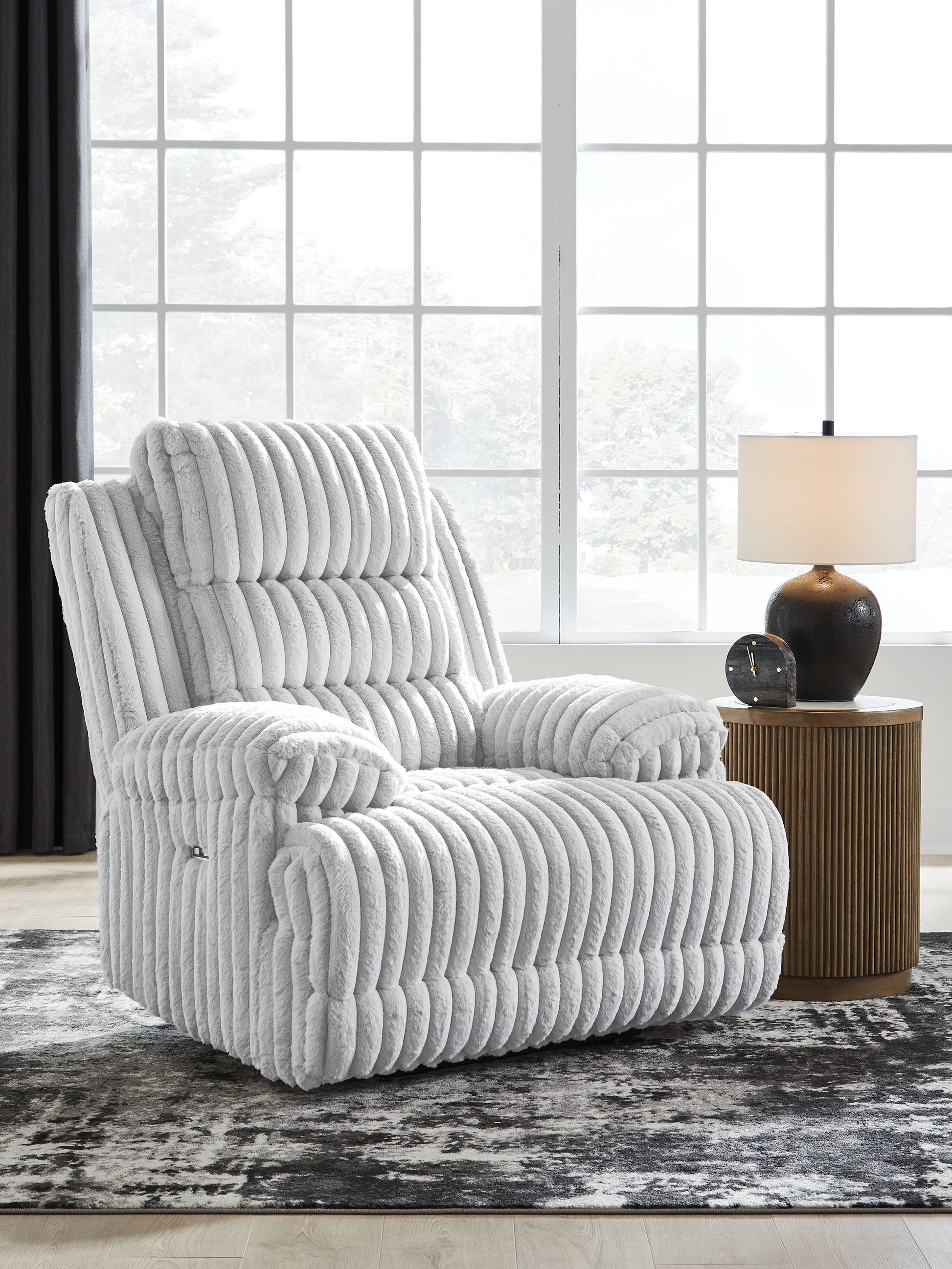 Rhines Falls - Alloy - Zero Wall Recliner