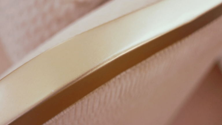 HD-7006 - Chair - Beige / Gold