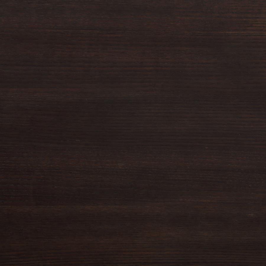 Emberlyn - Wood Poster Bed