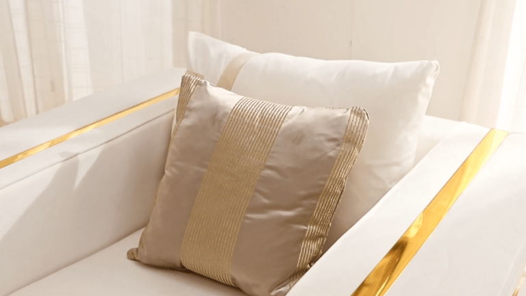 HD-2131 - Chair - White / Gold