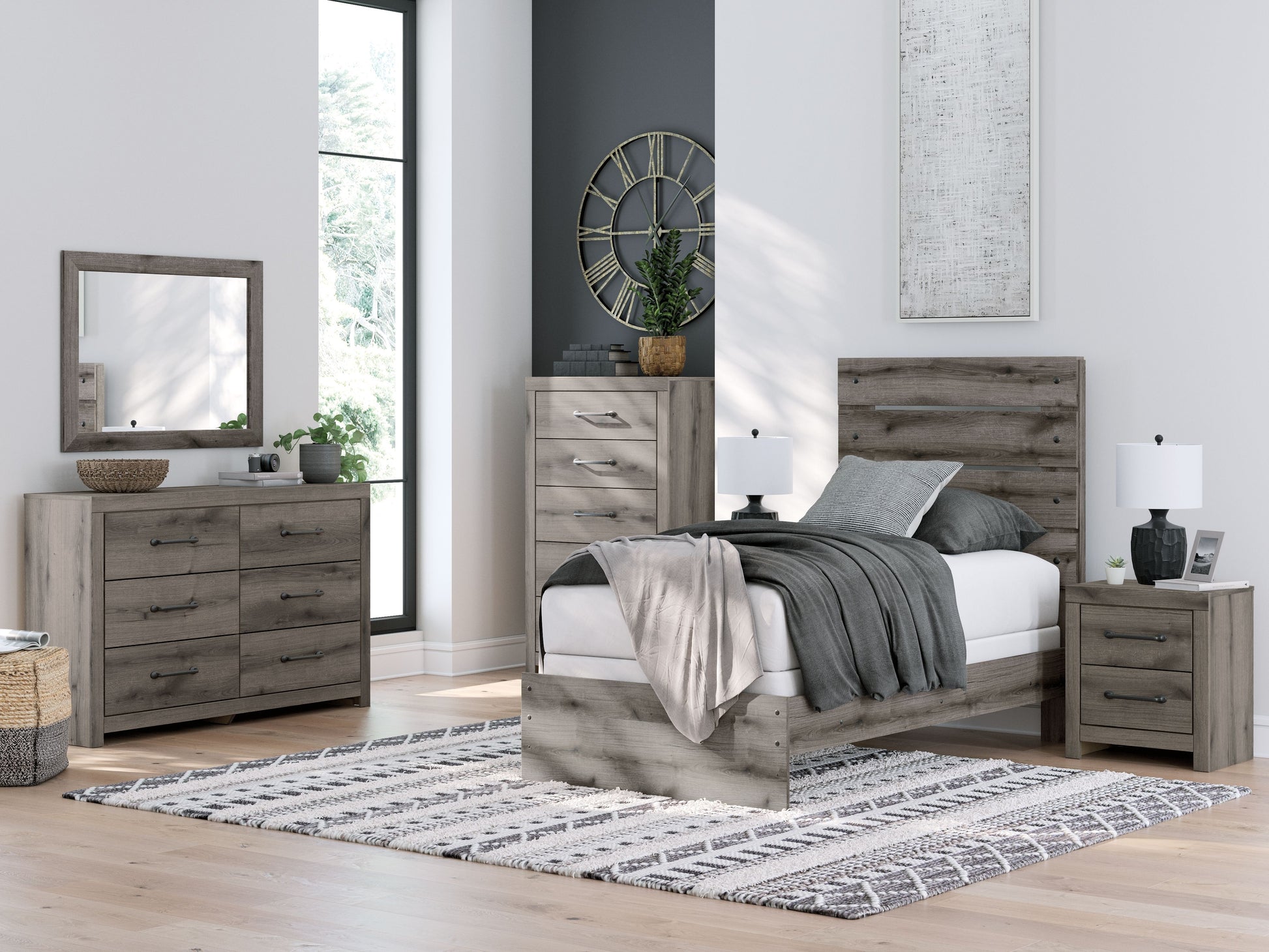 Graystorm - Panel Bed