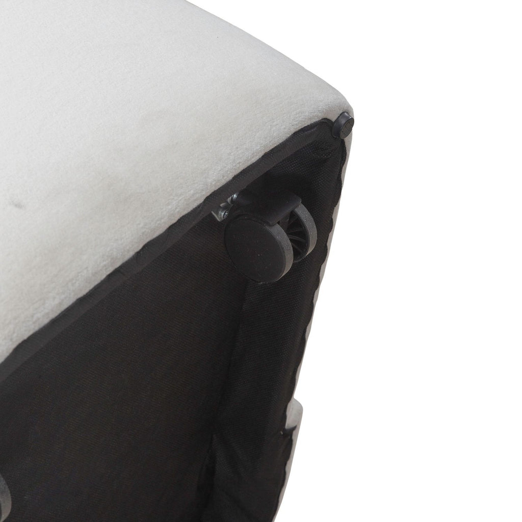 Accent Dining - Dining Chair With Casters