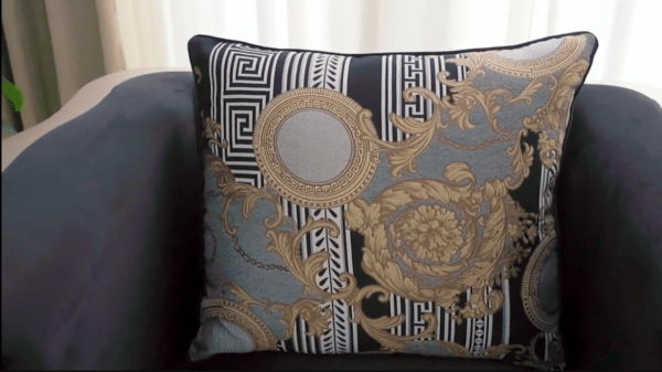 HD-9042 - Chair - Silver / Black / Gold